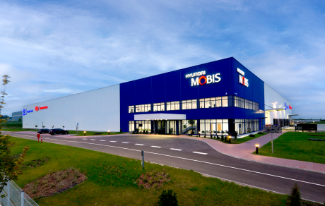 Front view on the Logistic Center from Mobis Parts Europe built by Takenaka Europe in Hungary2014.
